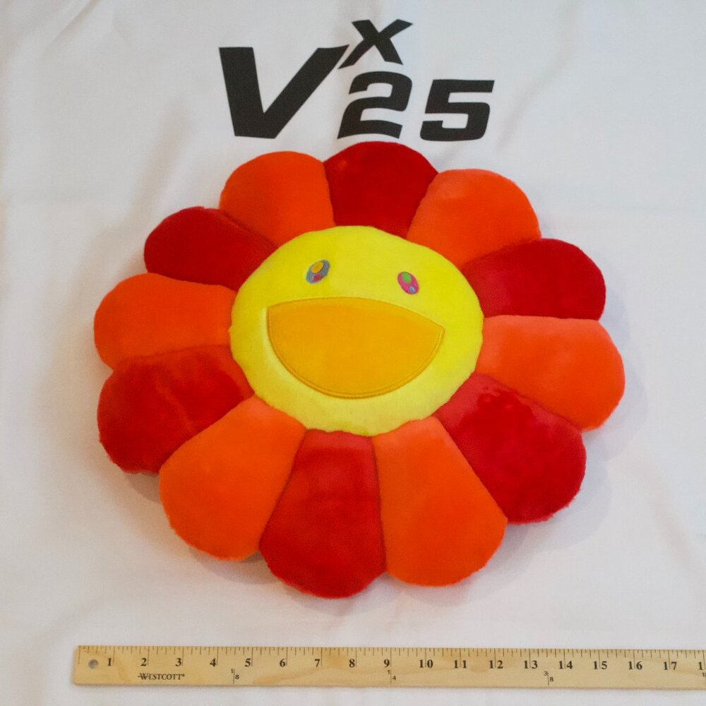 Takashi Murakami Rainbow Flower Cushion Pillow Plush Kaikai Kiki Red Yellow 40cm